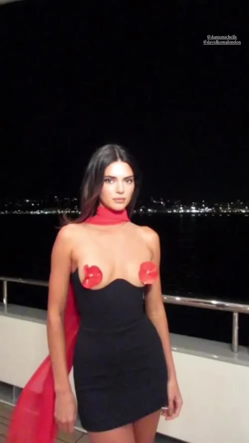 Kendall Jenner - Video