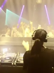 Ella Balinska - Video