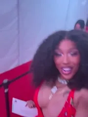 SZA | Solana Rowe - Video
