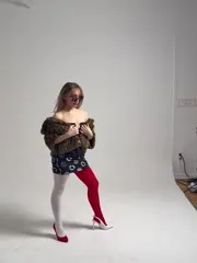 Holly Taylor (actress) - Video
