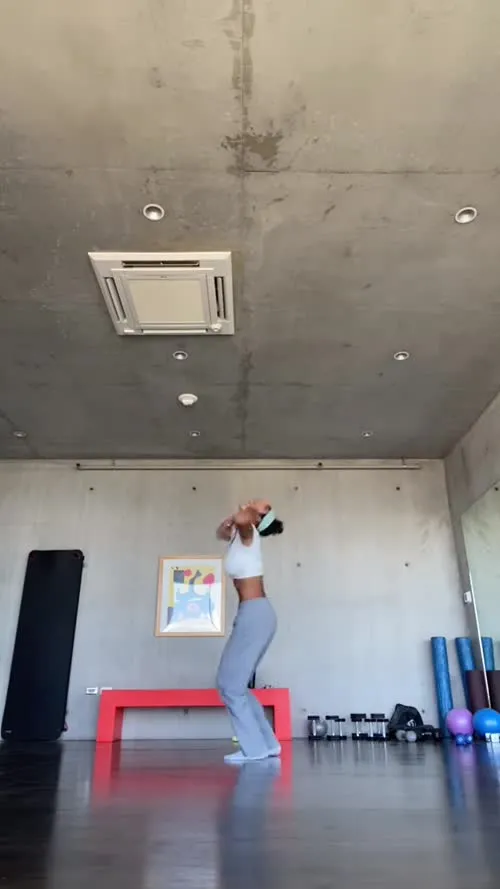 Sofia Wylie - Video