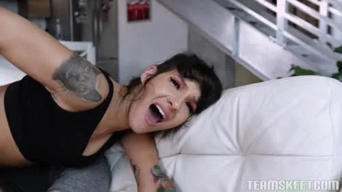 Sofie Reyez / officialsofiereyez - Video