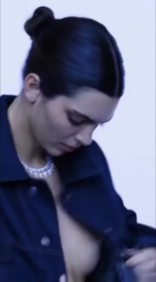 Kendall Jenner - Video