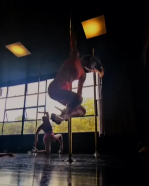 Stephanie Bendixsen / Hex - Video #70693