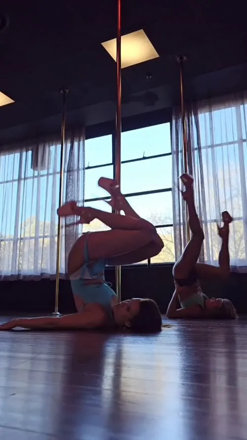 Stephanie Bendixsen / Hex - Video
