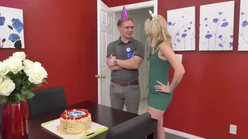 Lily Lou / Lilylou103 / liz_103 / lilylouofficial - Stepsister surprise threesome for birthday boy