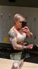 crazyxbody / musclegirlxxx - Video #415124