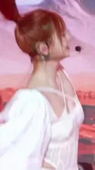 Hong Eunchae 홍은채 | LESSERAFIM - Video