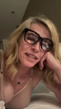 Chelsea Handler - Video