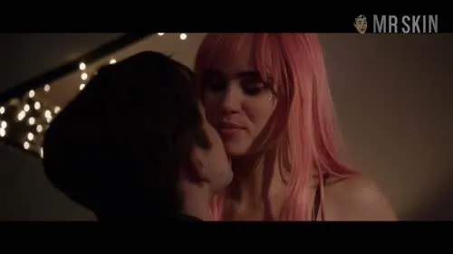Suki Waterhouse - In billionaire boys club