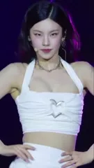 Yeji - ITZY (예지, Hwang Ye-ji) - Video #122490