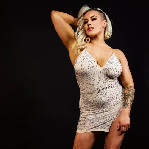 Taya Valkyrie