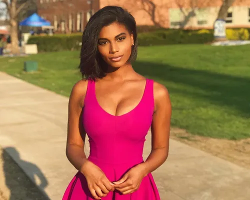Taylor Rooks