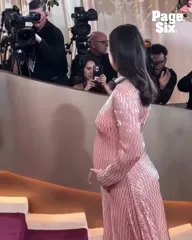 Hailee Steinfeld - TensorPix - D3qhJqj5O fnXp4b