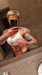 crazyxbody / musclegirlxxx - Video