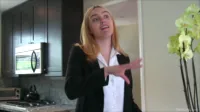 Freya Parker - The cocky realtor
