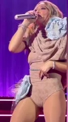 Hilary Duff - Video