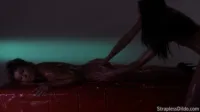 Merry Pie - Tiffany & Jane - Massage