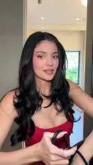 Kylie Jenner - Video