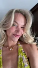 Alexis Ren - Video