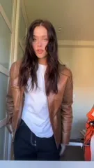 Nicole Wallace - Tiktok video