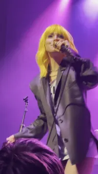 Hayley Williams - Tikwm original
