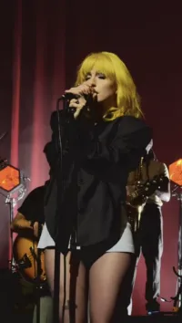 Hayley Williams - Tikwm 7564770821034544415 original