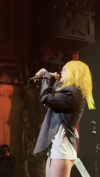 Hayley Williams - Video
