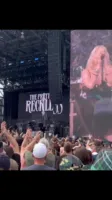Taylor Momsen - TM concert1