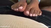 EbonyDivaSoles - Tori's nervous first footjob