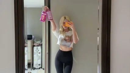 Jeon Somi/ENNIK SOMI - TuxB3 1KcCTF1