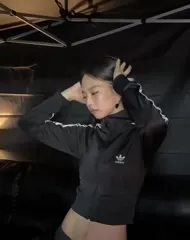 Jennie | BLΛƆKPIИK (Blackpink) - Video