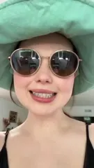 Sammi Hanratty - Video