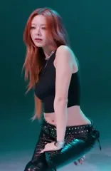 Yuna - ITZY (유나, Shin Yu Na) - Video #279003