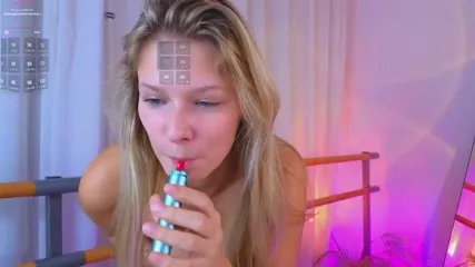 Katie_dierse  - natural incredible body - Video
