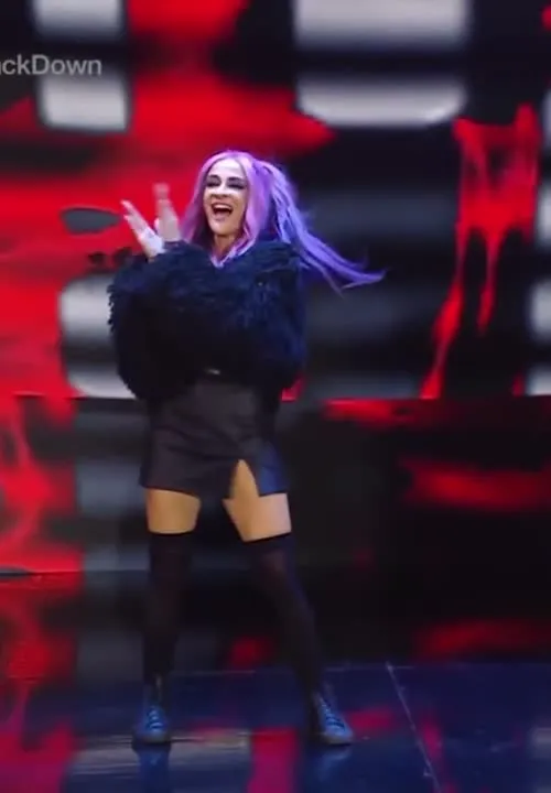 Dakota Kai - Video