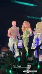 Shakira - Uhsuwrm a6tqh d3