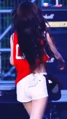Hong Eunchae 홍은채 | LESSERAFIM - Video