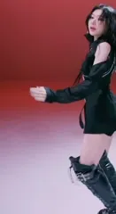 Chaeryeong - ITZY (채령) - Video