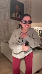 Dafne Keen - Video