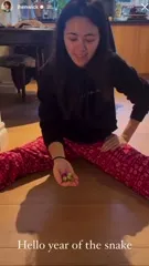 Jessica Yu Li Henwick - Video #141030