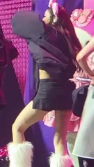 Hong Eunchae 홍은채 | LESSERAFIM - Video #253810