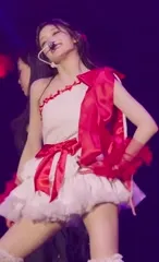Lee Hyun-seo / 이서 LEESEO (IVE) - Video