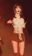 Sakura Miyawaki 宮脇 咲良 | LESSERAFIM - Video