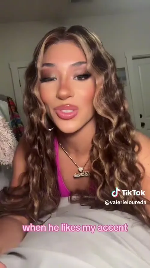 Valerie Loureda | Lola Vice - Video