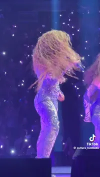 Shakira - Video