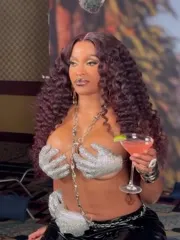 Joseline Hernandez aka "The Puerto Rican Princess" - Video
