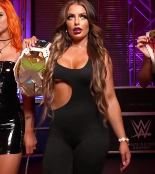 Mandy Sacs | Mandy Rose - Video