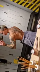 crazyxbody / musclegirlxxx - Video