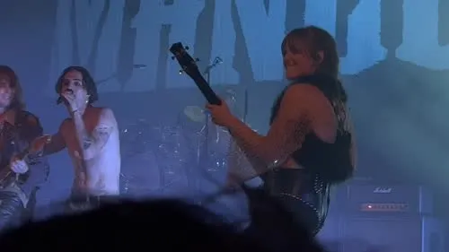 Victoria De Angelis (Maneskin bassist) - Video #69917